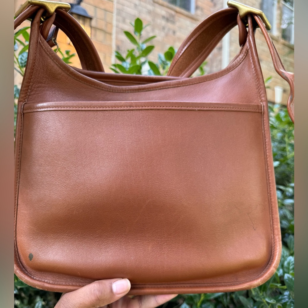 Vintage Coach 9966 Legacy Zip Leather Shoulder Bag